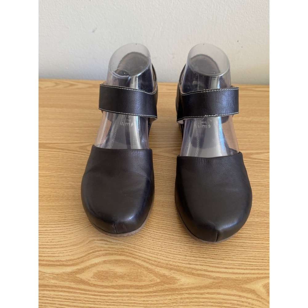 L-ARTISTE SPRING STEP SOLID BLACK ROUND TOE DRESS SANDALS Sz‎ 37/ US 6.5-7